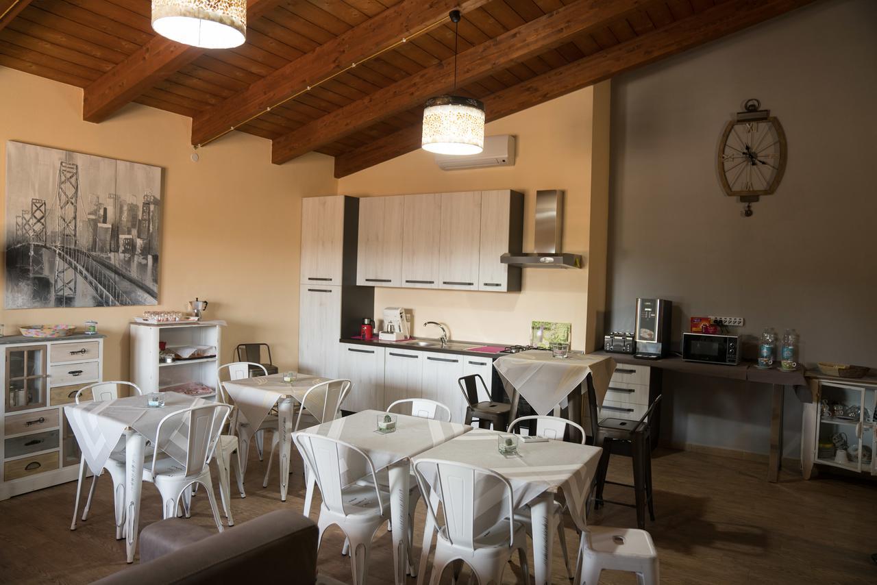 Room & Breakfast Le Magie Sindia Екстериор снимка